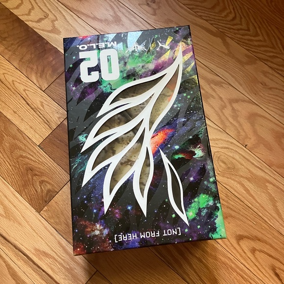 Lamelo Ball shoes for 100,00$ - Picture 2 of 4